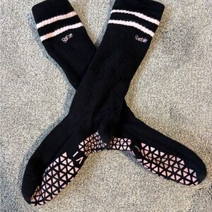 Barbie Black and Pink Sticky Socks